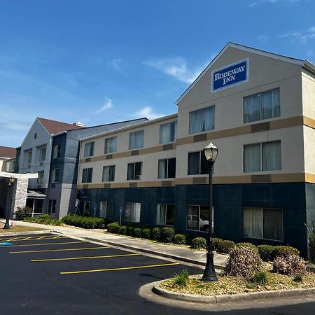 Rodeway Inn Macon Bagian luar foto