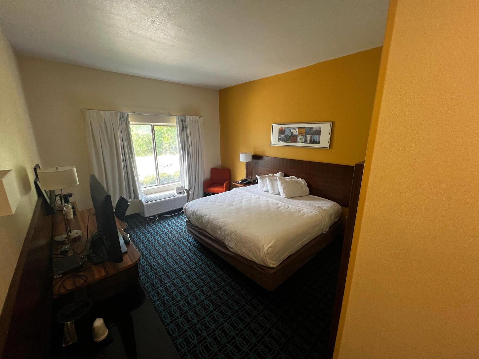 Rodeway Inn Macon Bagian luar foto